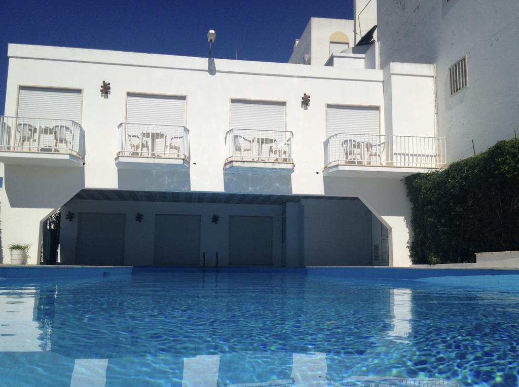 Granada Holidays Pensionat São Martinho do Porto Exteriör bild